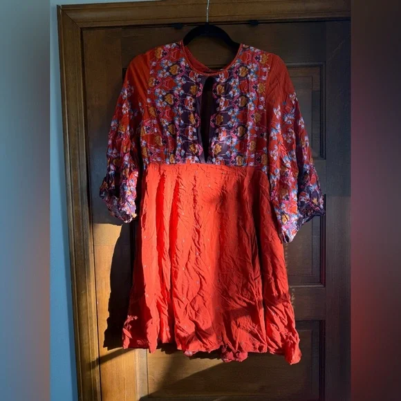 Urban Outfitters Ecote Tyler split-neck bell-sleeve mini dress - Picture 2 of 7